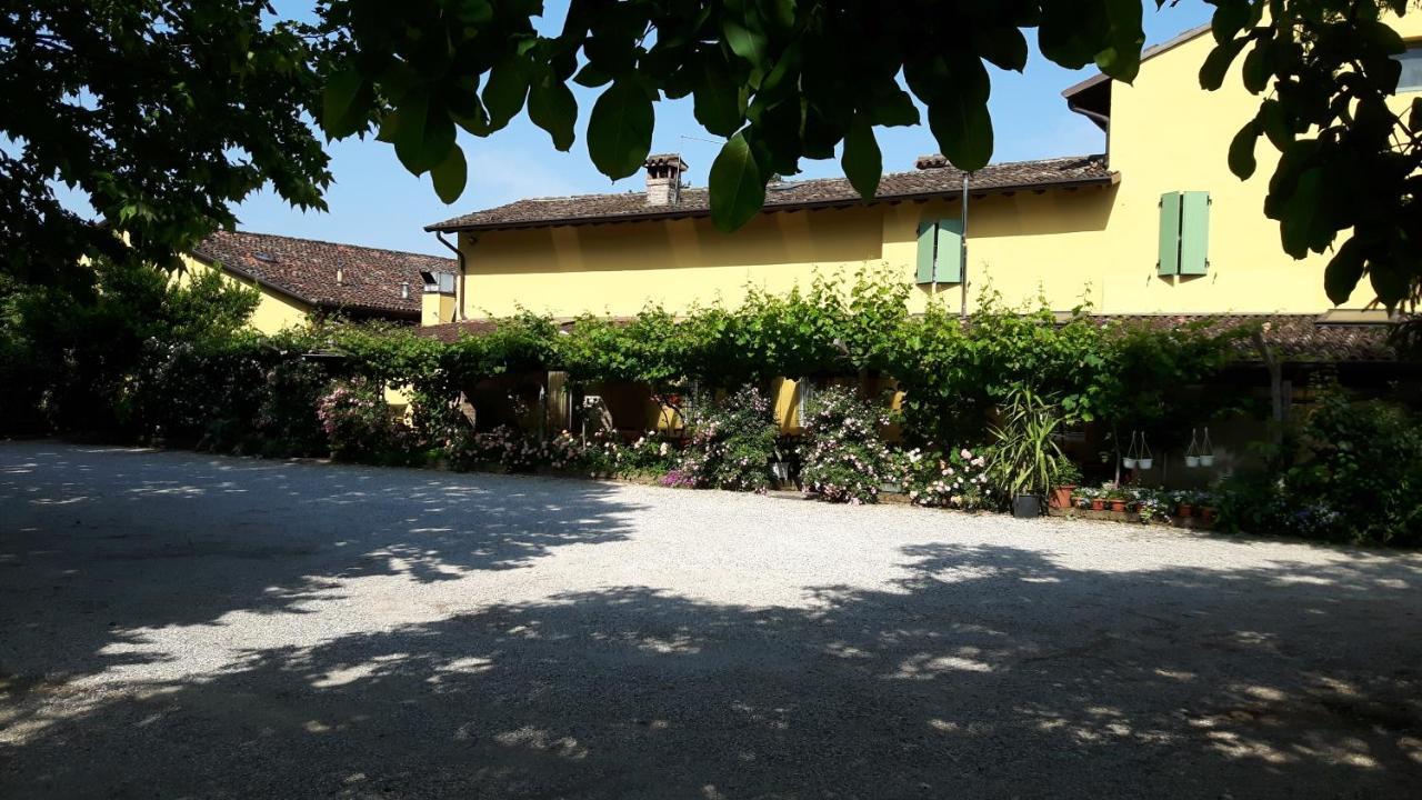 Agriturismo Corte Gaia Castiglione Delle Stiviere Extérieur photo